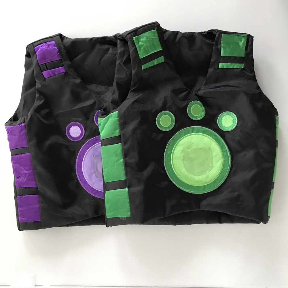 Wild Kratts Creature Power Vests CHRIS and AVIVA